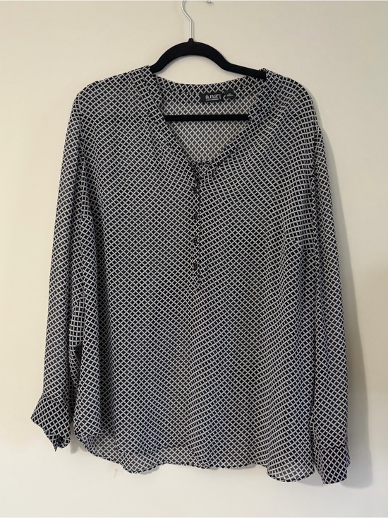 a.n.a Tops - a.n.a Black and White Geometric Button-Front Blouse